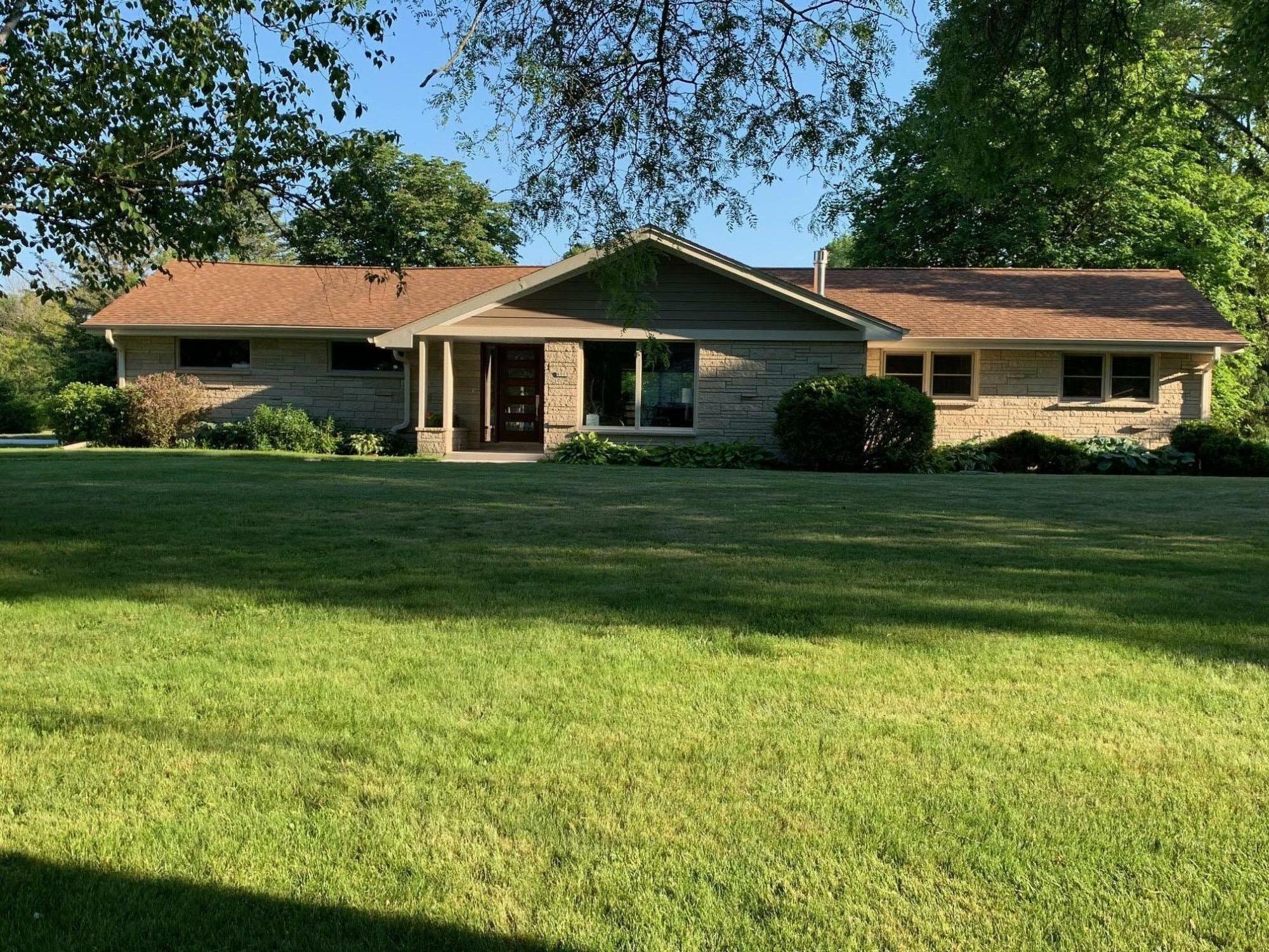 Property Photo:  4919 W Willow Rd  WI 53092 