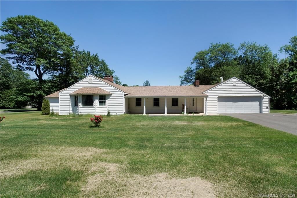Property Photo: 423 Sheldon Court CT 06477