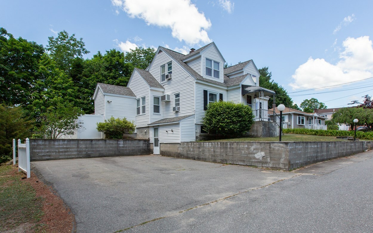 Property Photo: 24 Benning Street NH 03079