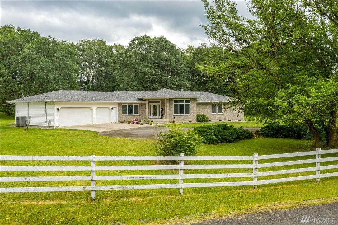 3 bed Centralia home for sale 2000 Taylor St, Centralia, WA 98531