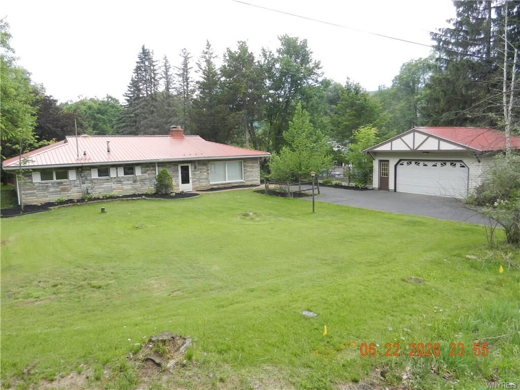 Property Photo:  9143 Crump Road  NY 14069