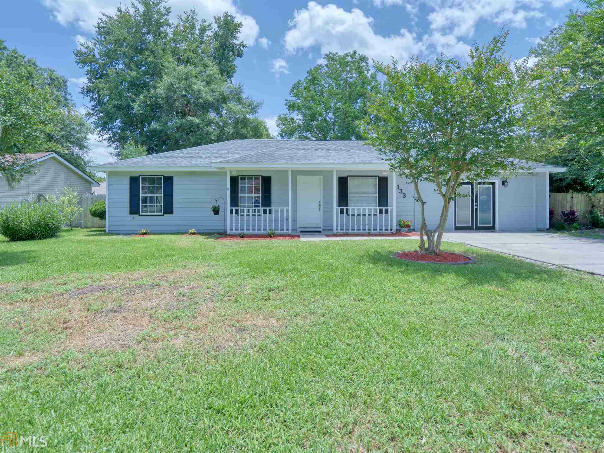 Property Photo:  133 Lake Wellington Dr  GA 31548 