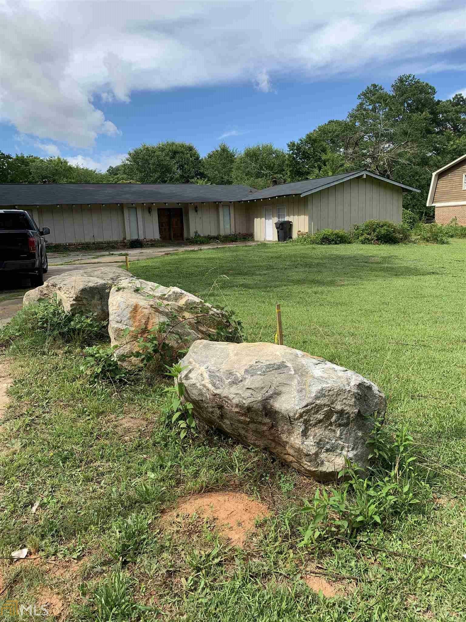 Property Photo: 2294 Fairview Rd 29 GA 30013