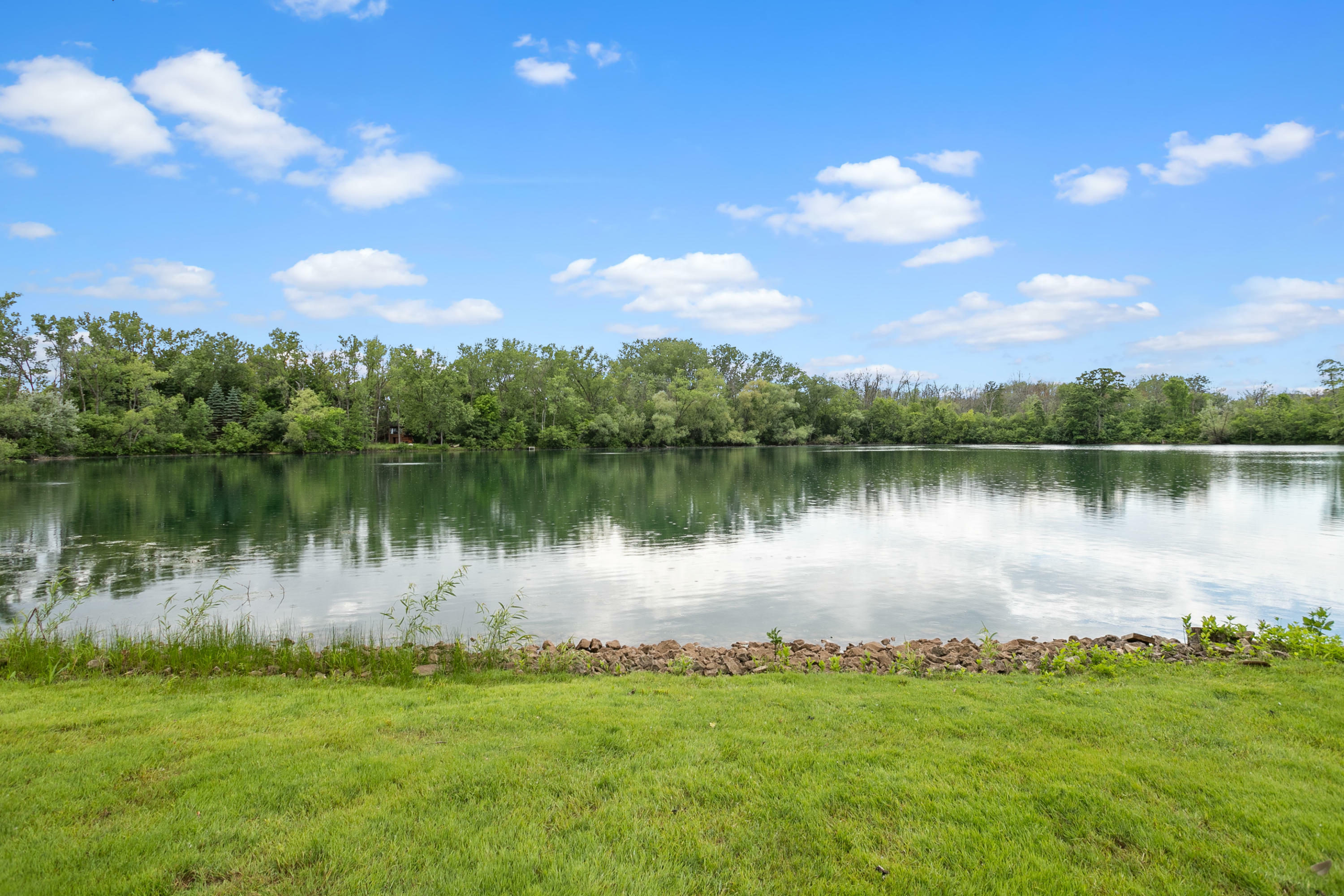 Property Photo:  12827 N Colony Dr  WI 53097 