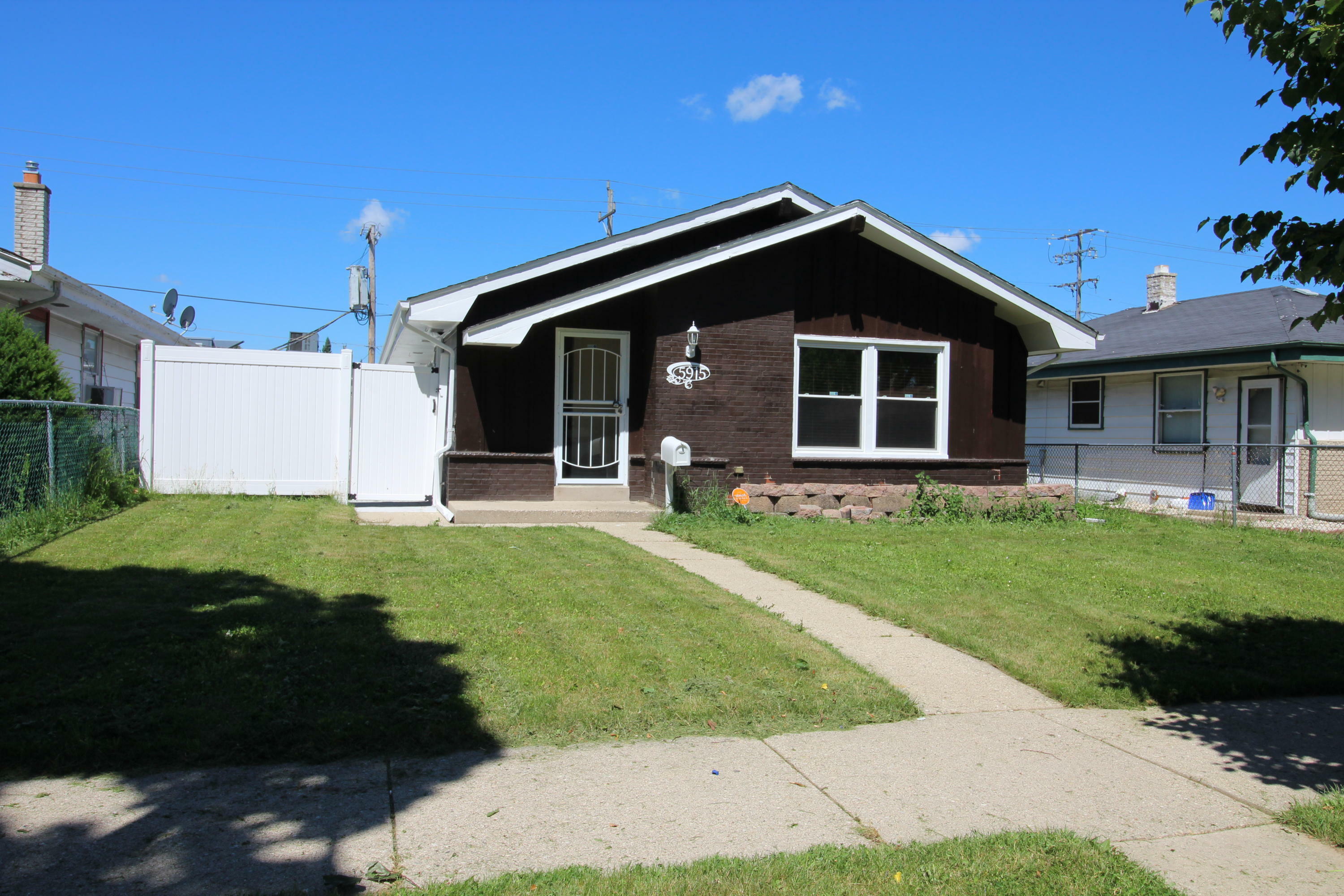 Property Photo: 5915 N 75th St WI 53218