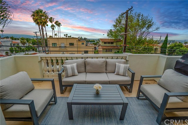 Property Photo: 702 N Juanita Avenue A CA 90277