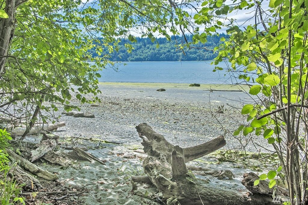 Property Photo: 104 SW 268th St WA 98070