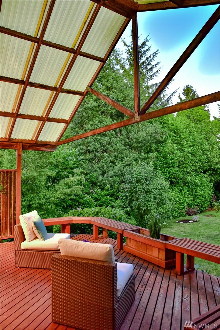 Property Photo:  3047 NE 97th St  WA 98115 