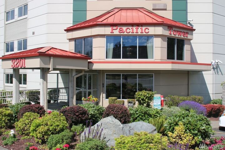 Property Photo: 3201 Pacific Ave 407 WA 98418