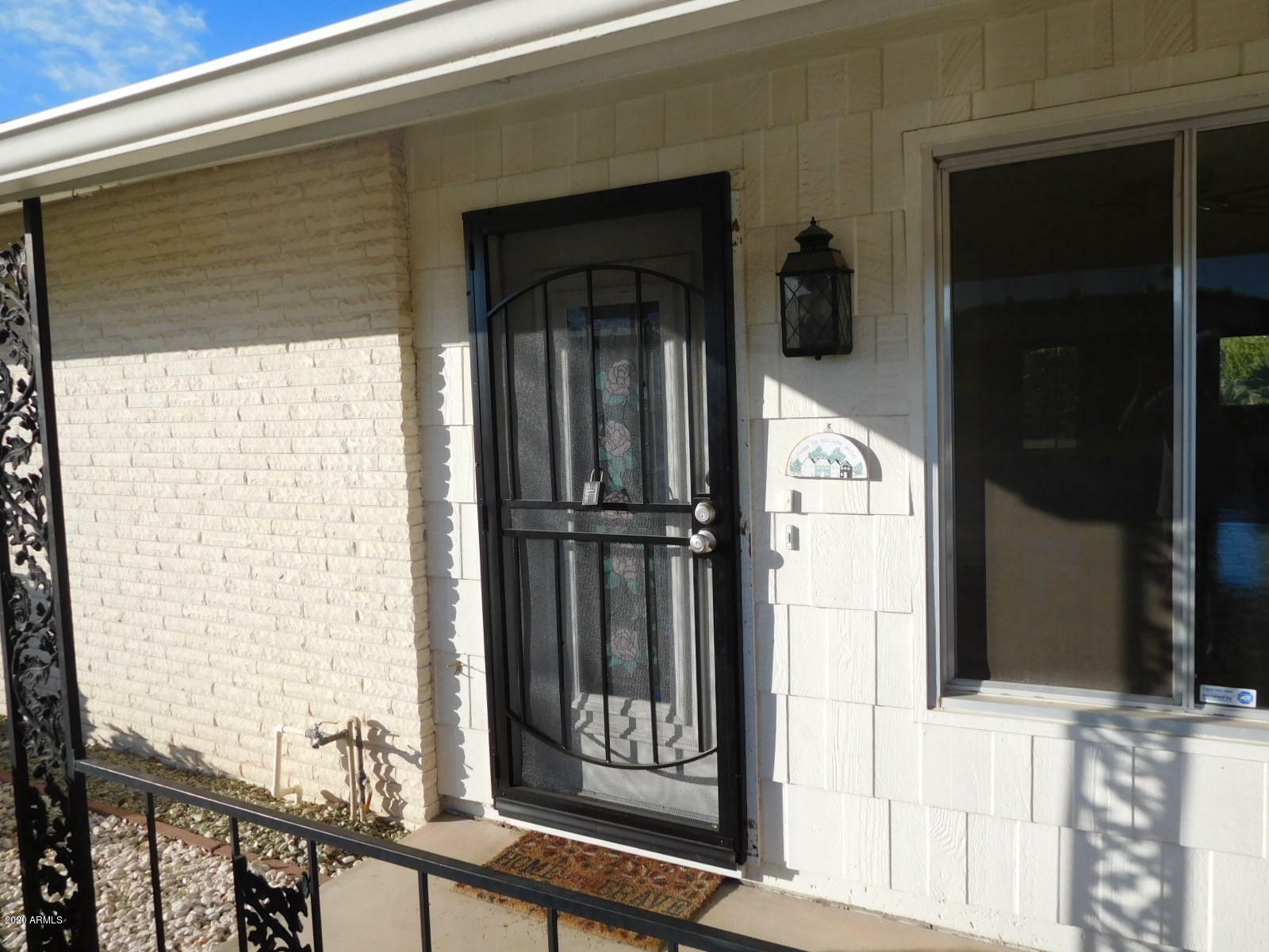 Property Photo: 10017 W Coggins Drive AZ 85351