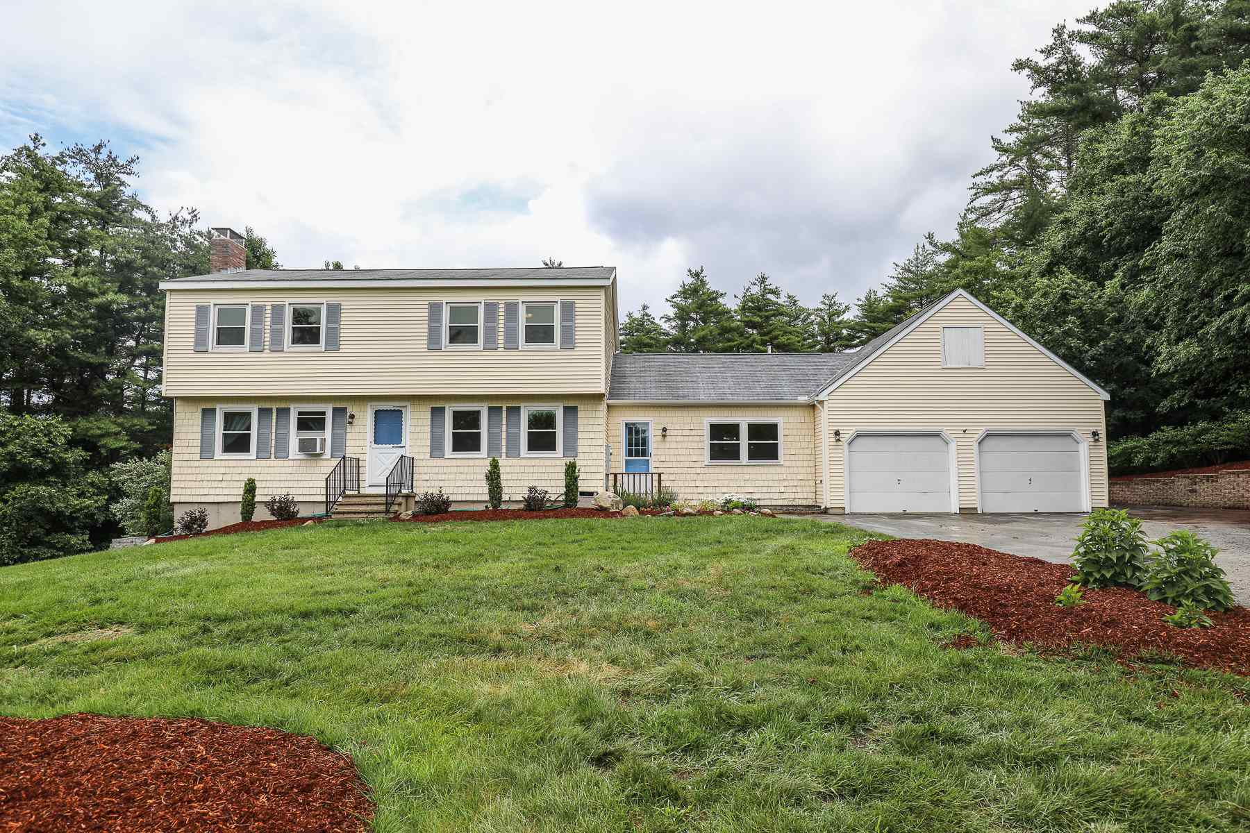 Property Photo:  21 Woodbine Lane  NH 03054 