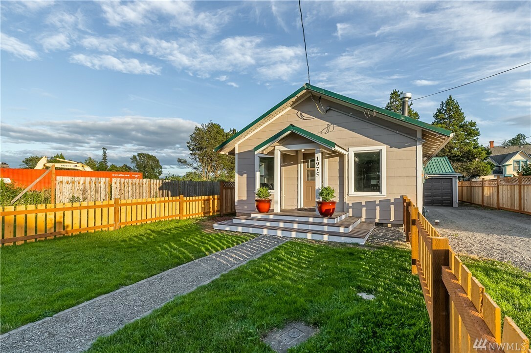 Property Photo: 1975 Beckler Ave WA 98248