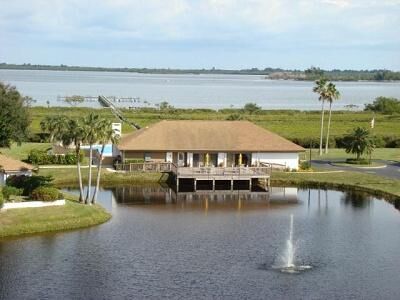 Property Photo: 6232 N Mirror Lake Drive 624 FL 32958