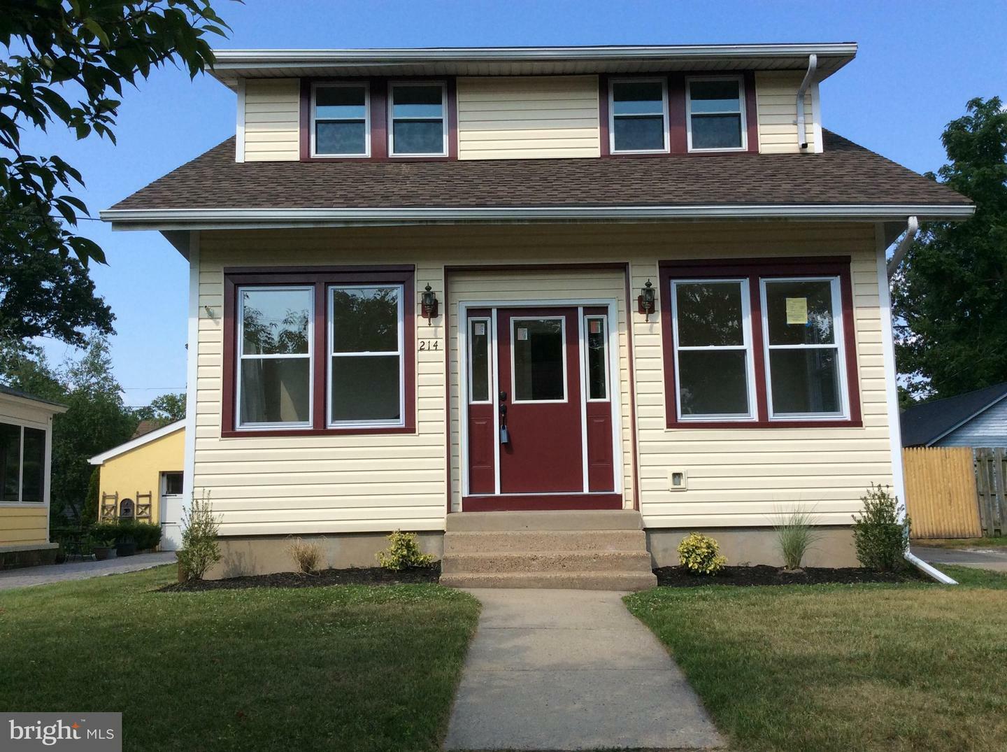 Property Photo:  214 Garfield Avenue  NJ 08065 
