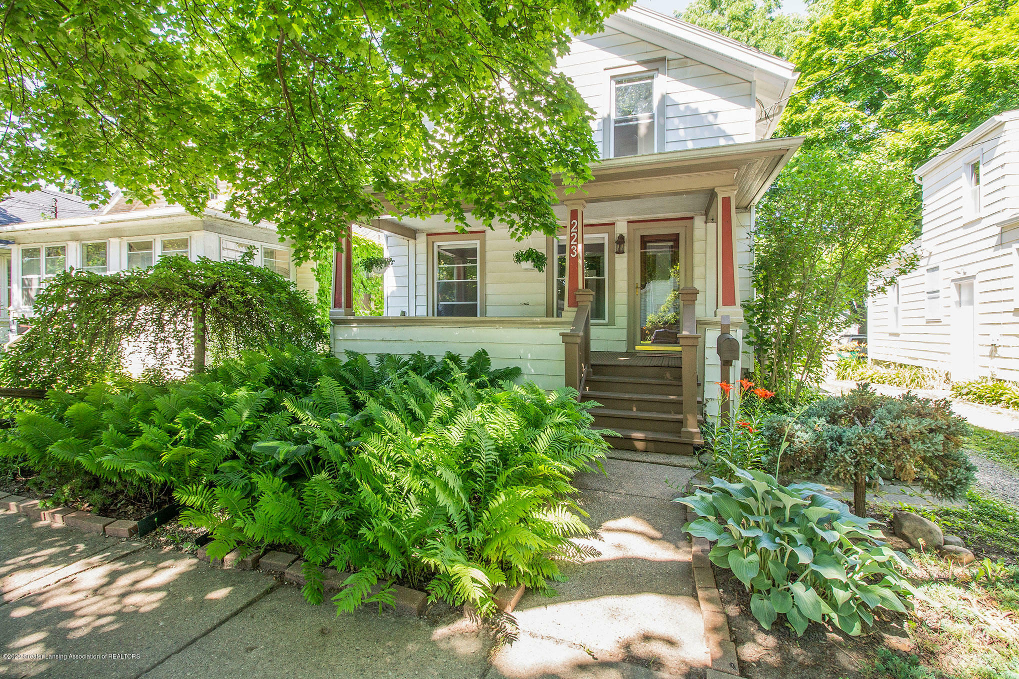 Property Photo:  223 N Fairview Avenue  MI 48912 