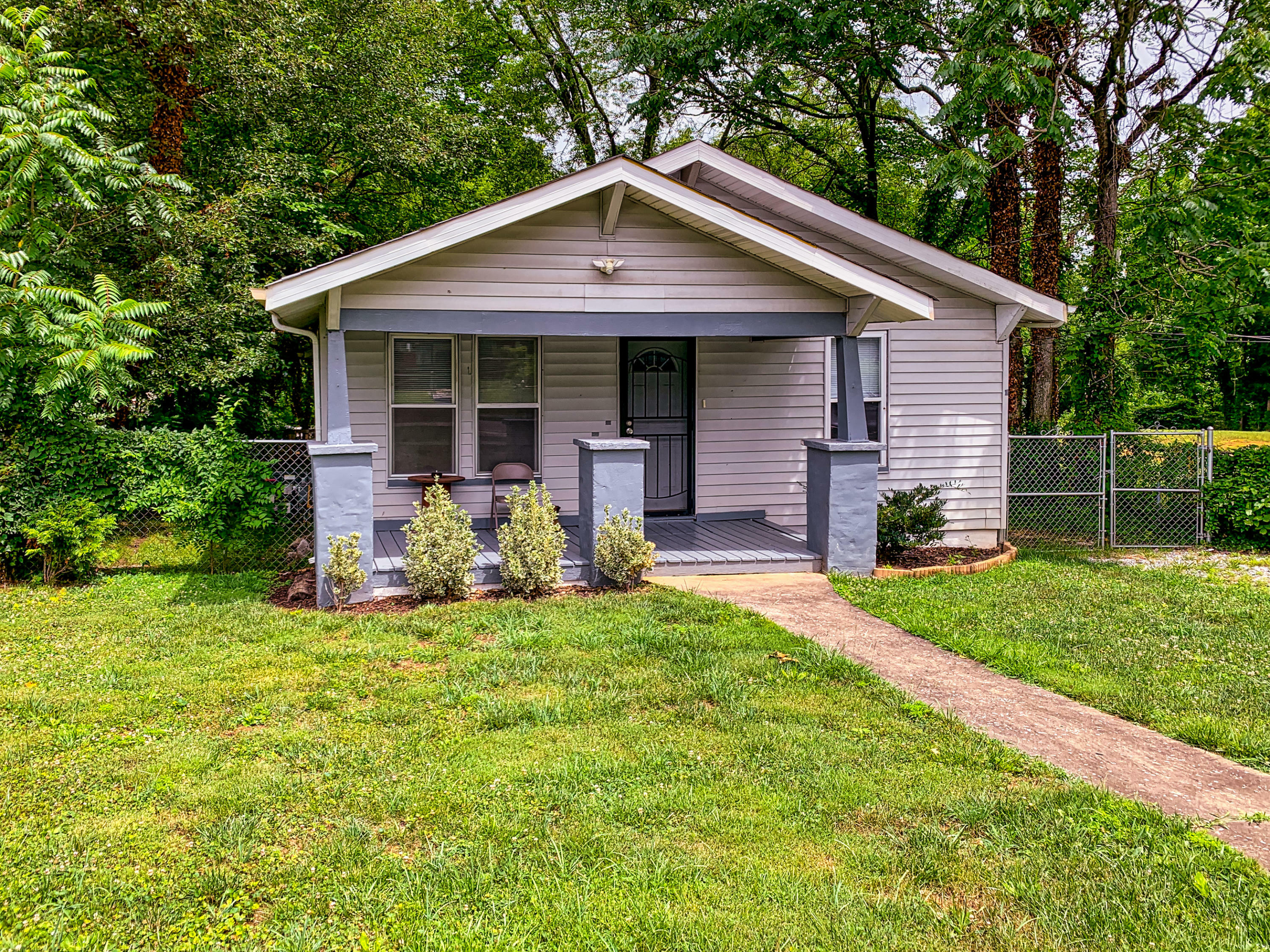 3923 Ivy Ave  Knoxville TN 37914 photo