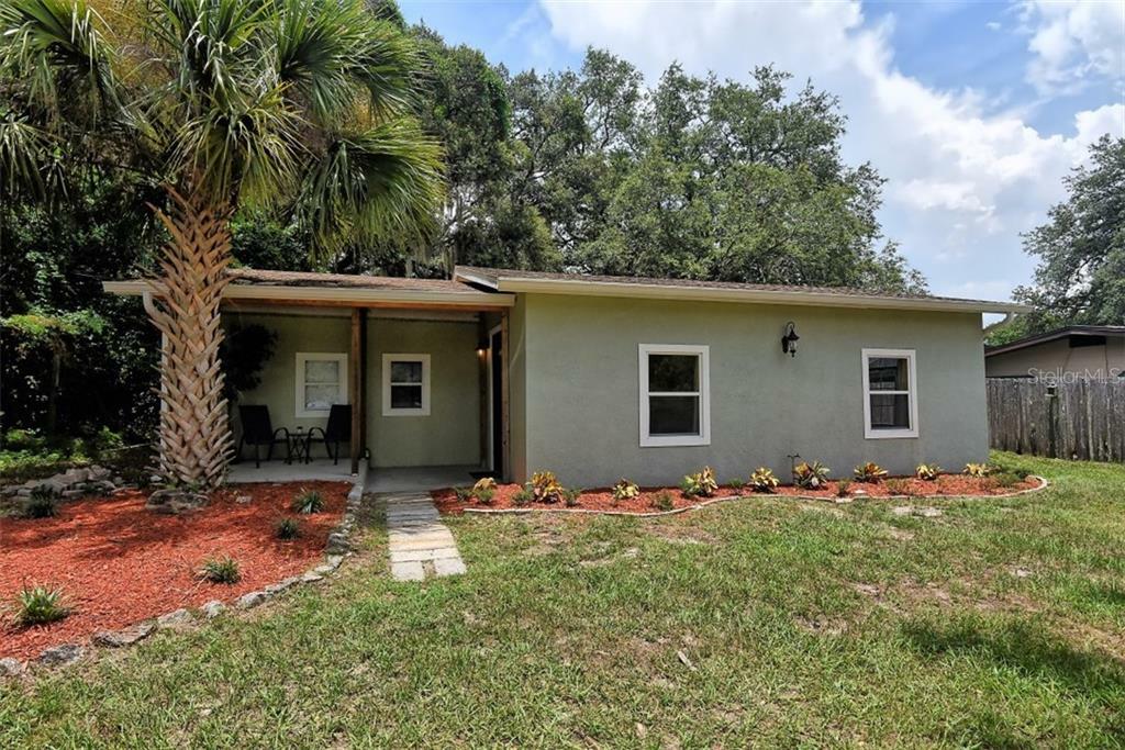 Property Photo:  1437 Lake Shore Drive  FL 32707 