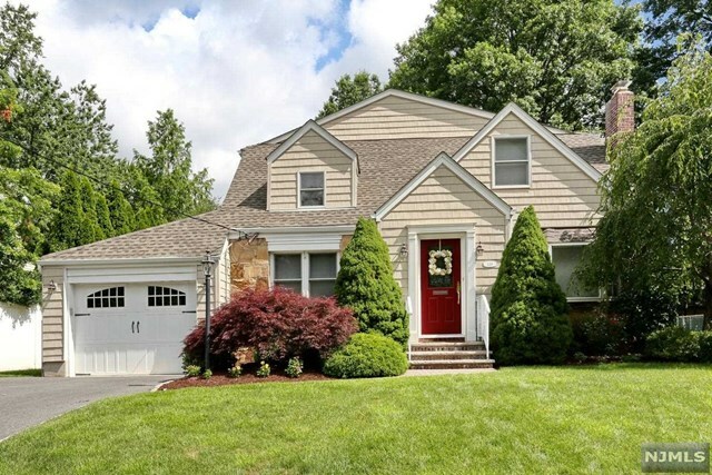 Property Photo:  446 Bergen Boulevard  NJ 07649 