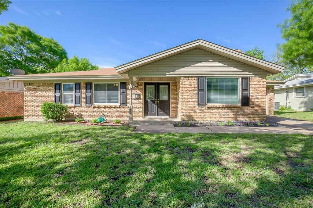 Property Photo:  5244 Rutland Avenue  TX 76133 