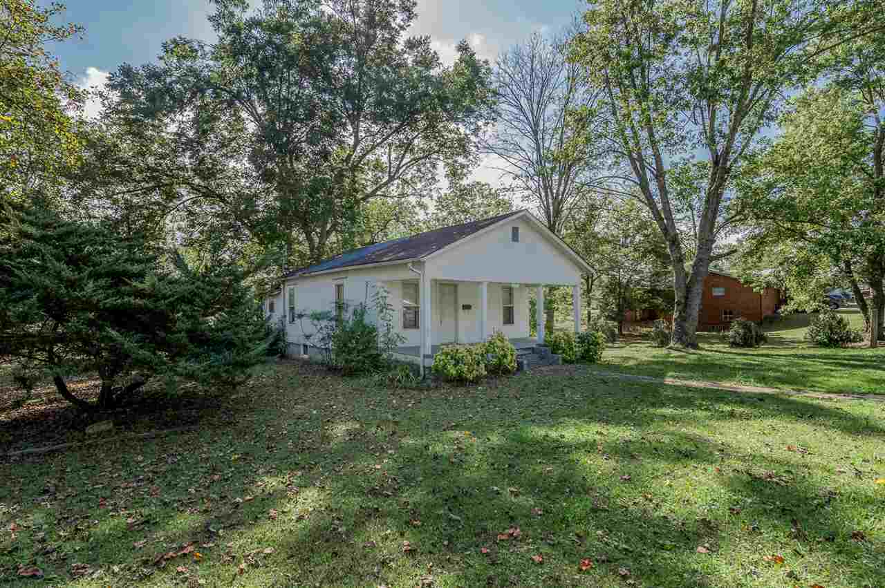 Property Photo:  305 Louisiana Avenue  TN 37303 