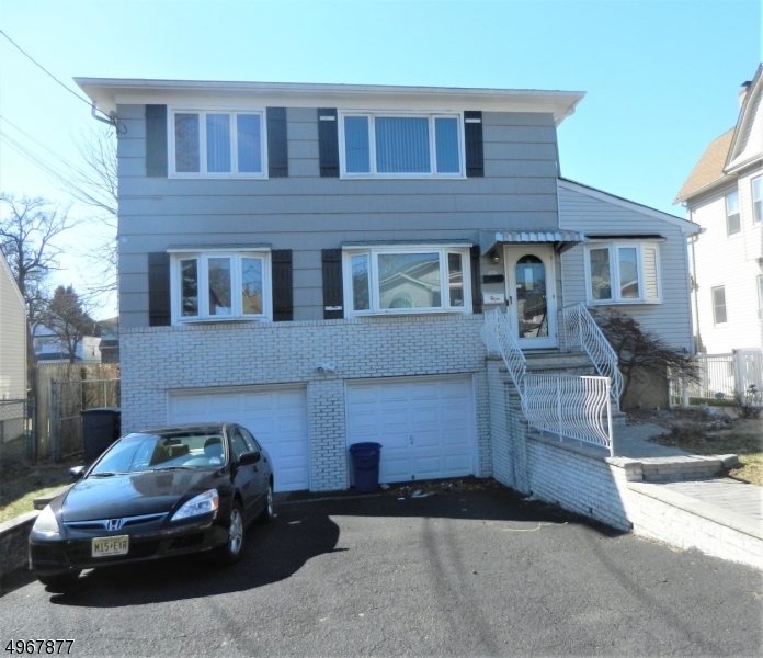 Property Photo:  212 N 16th St 2  NJ 07033 