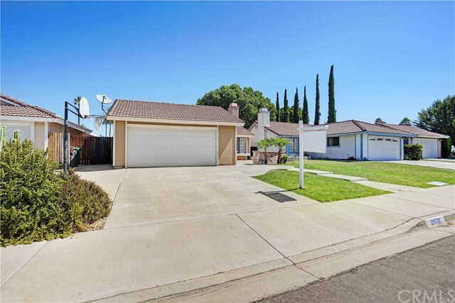 Property Photo:  29710 Saint Andrews Court  CA 92563 