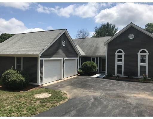 Property Photo:  14 Ledgebrook Dr 14  MA 01504 