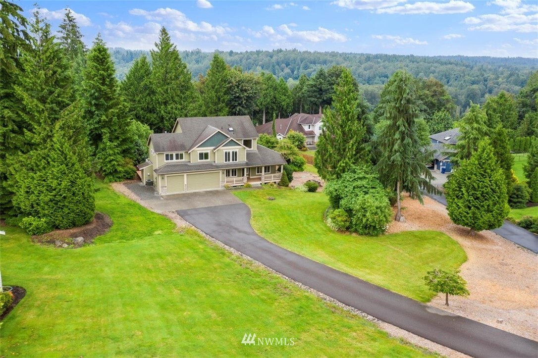 Property Photo:  3927  115th Avenue SE  WA 98290 