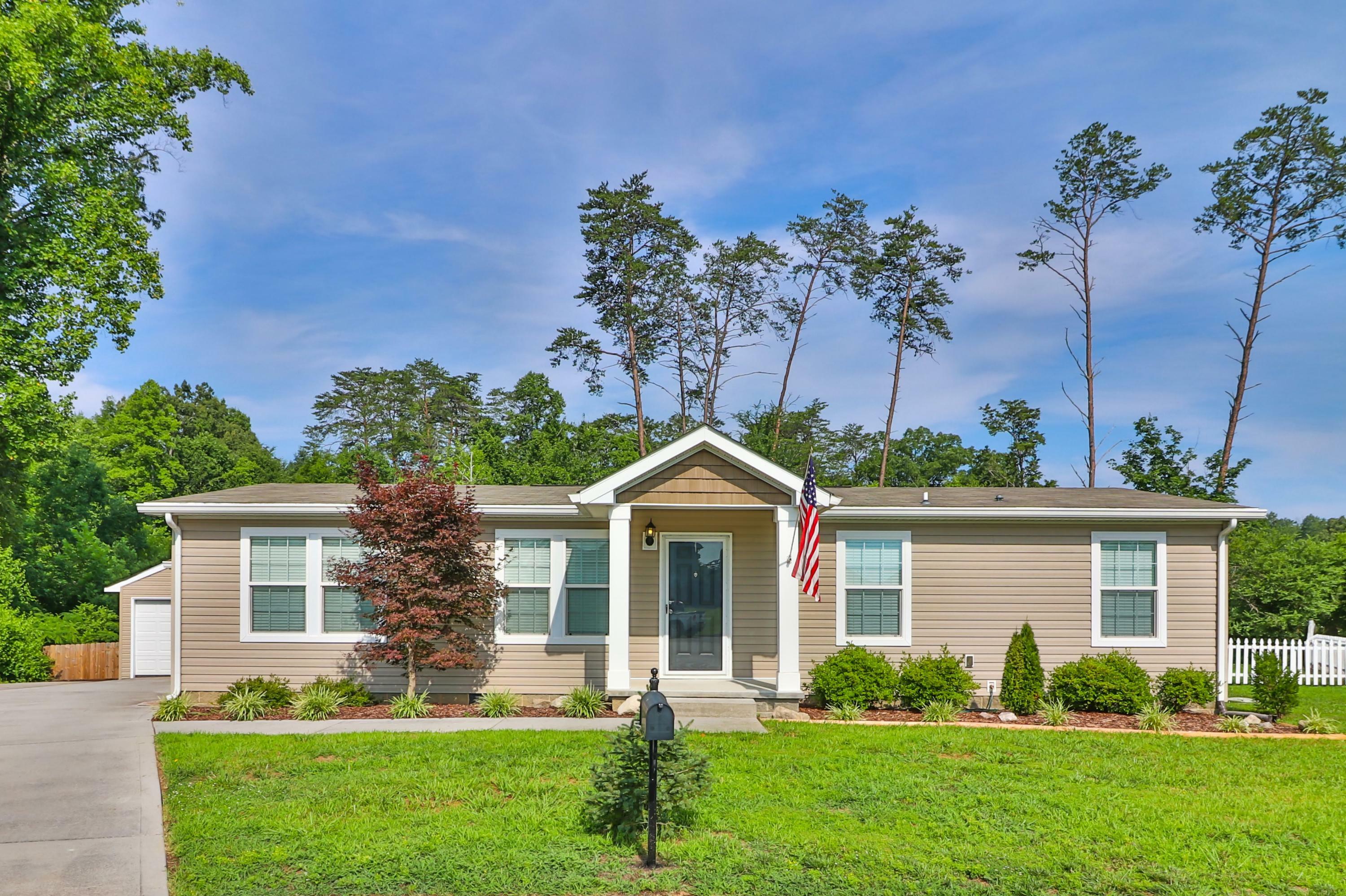 Property Photo: 7401 Harmon Creek Lane TN 37920