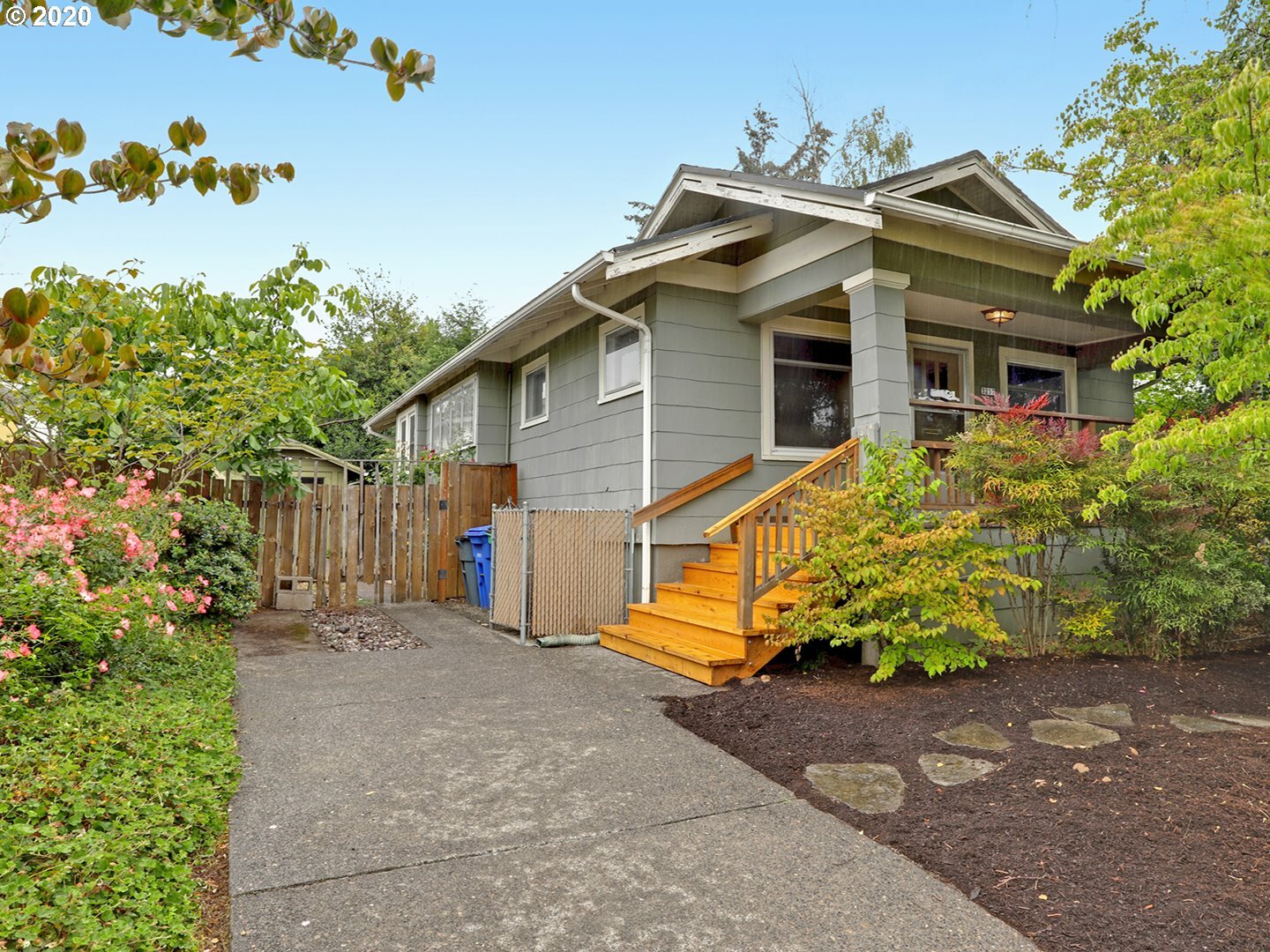 Property Photo:  3237 NE 57th Ave  OR 97213 