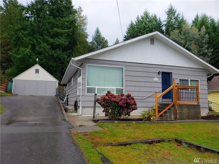 Property Photo: 4108 Petersville Road NE WA 98310