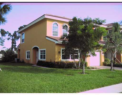 Property Photo: 5848 Erik Way FL 33463