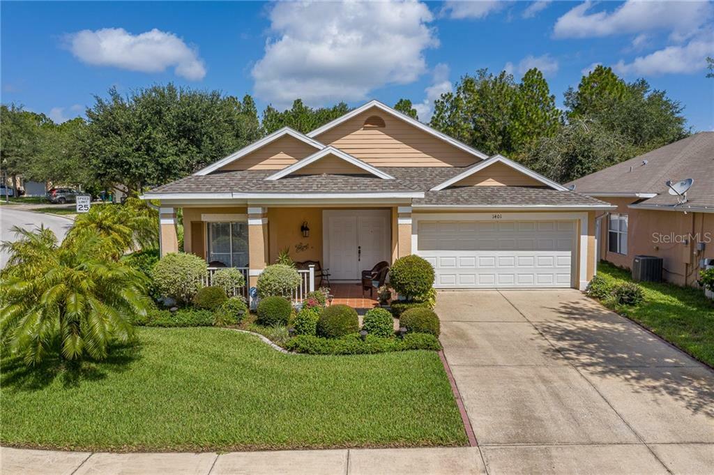 Property Photo:  1401 Kellogg Drive  FL 32778 