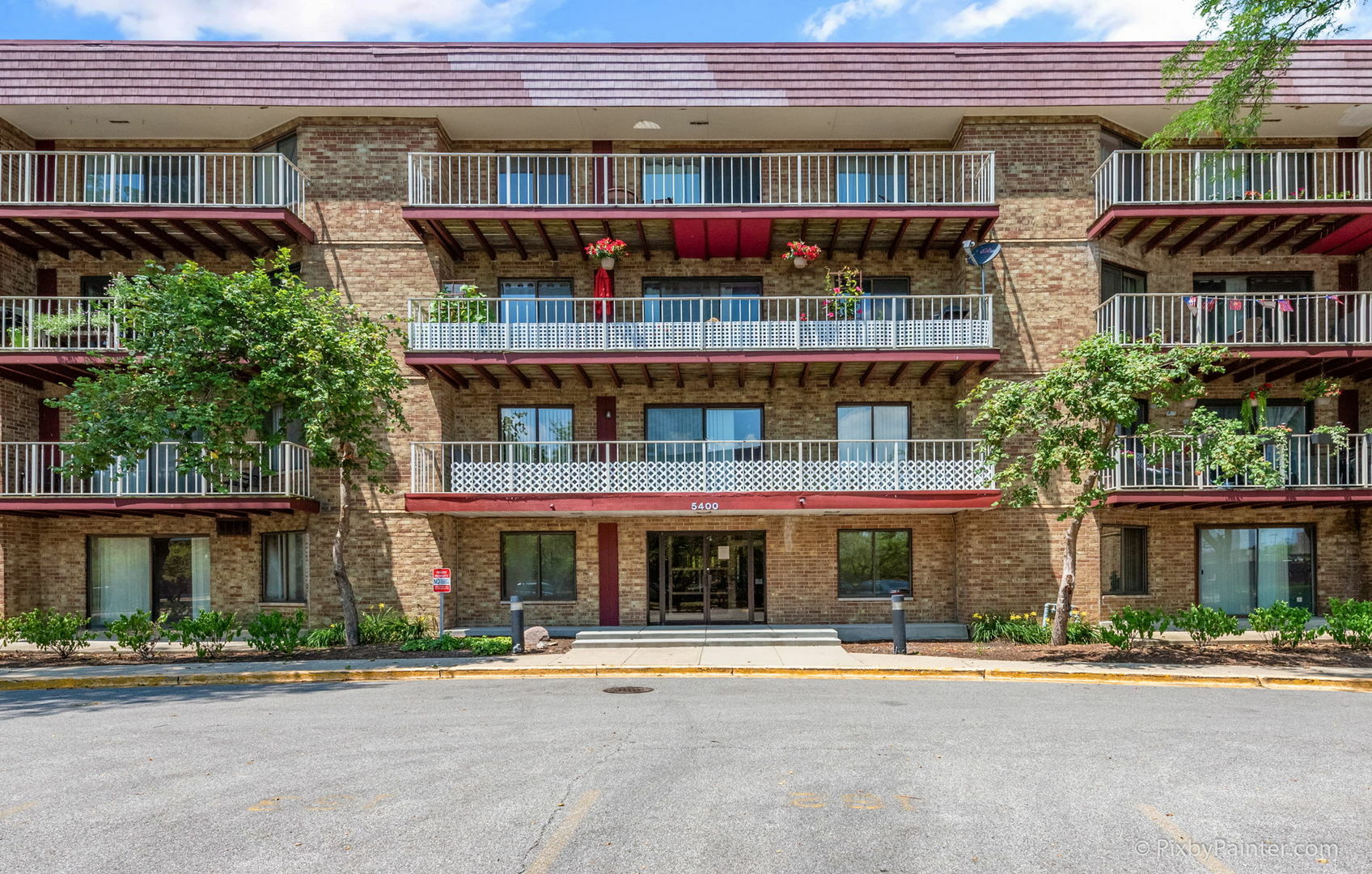 Property Photo: 5400 Astor Lane 316 IL 60008