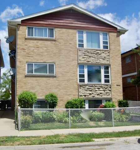 9448 Lawrence Court  Schiller Park IL 60176 photo