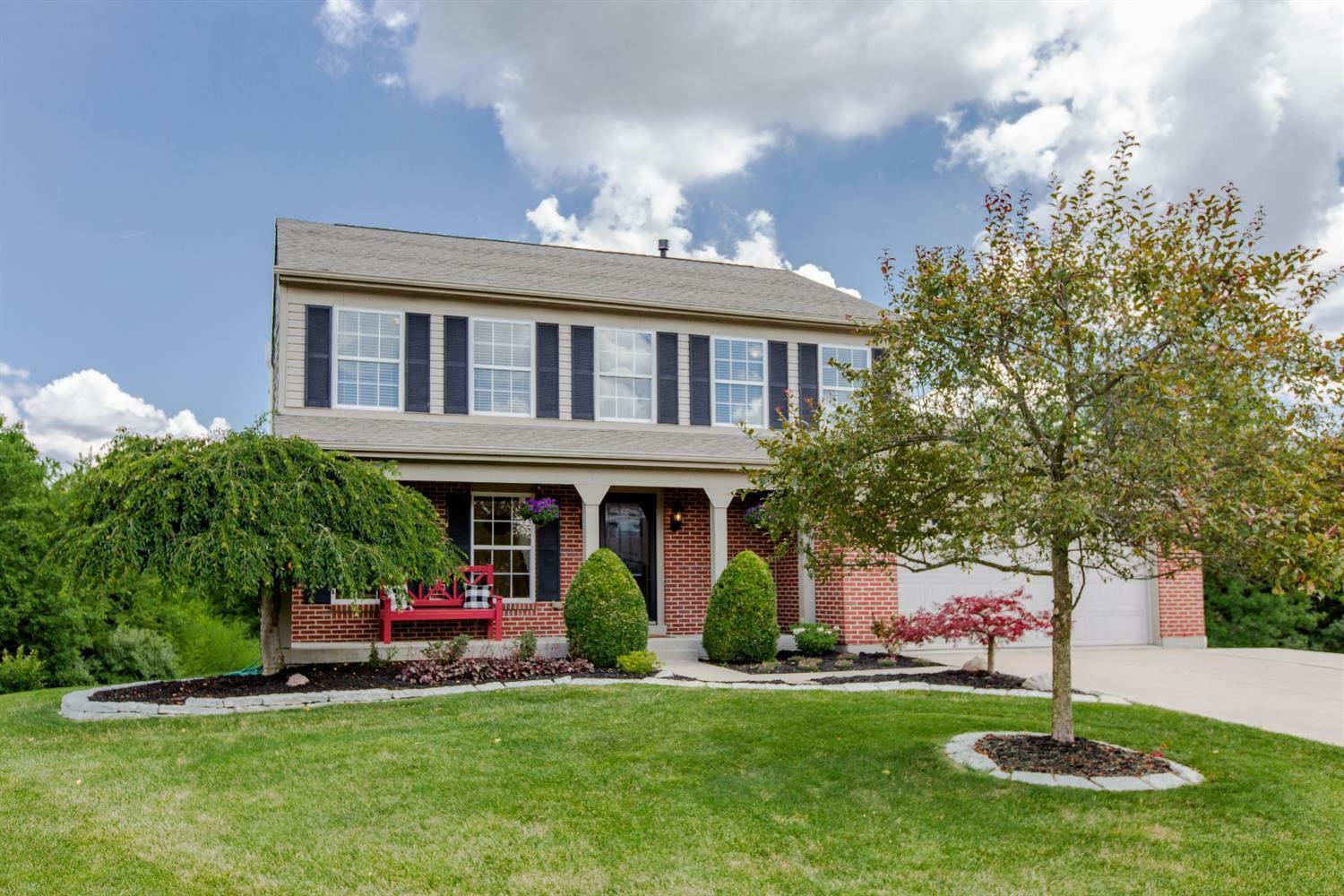 Property Photo: 1244 E Glenwood Ct OH 45102