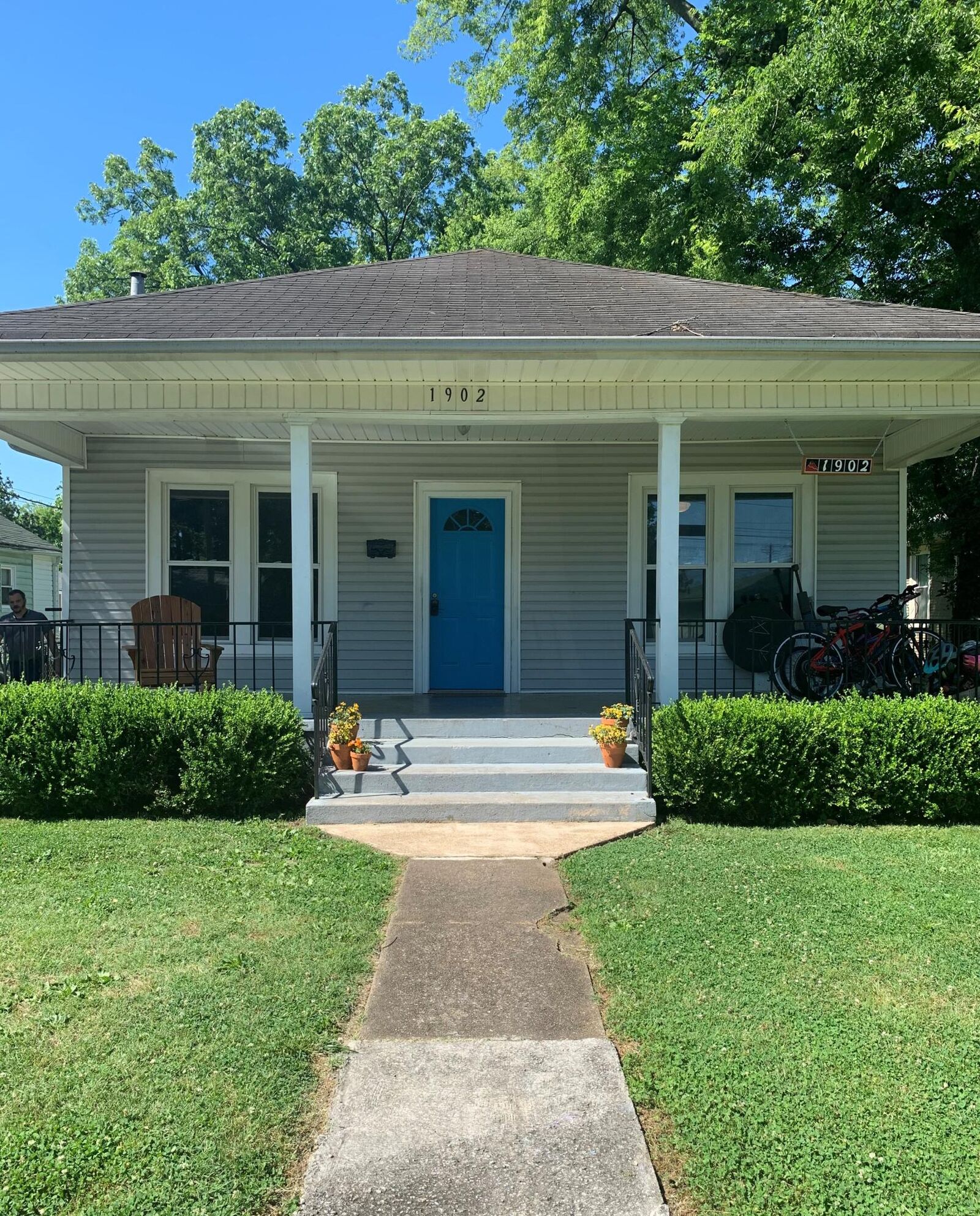 Property Photo:  1902 E 12th Street  TN 37404 