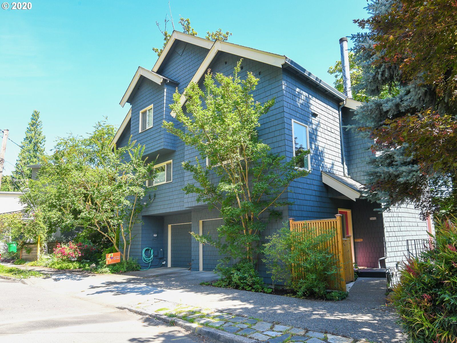 Property Photo: 3493 NW Thurman St OR 97210