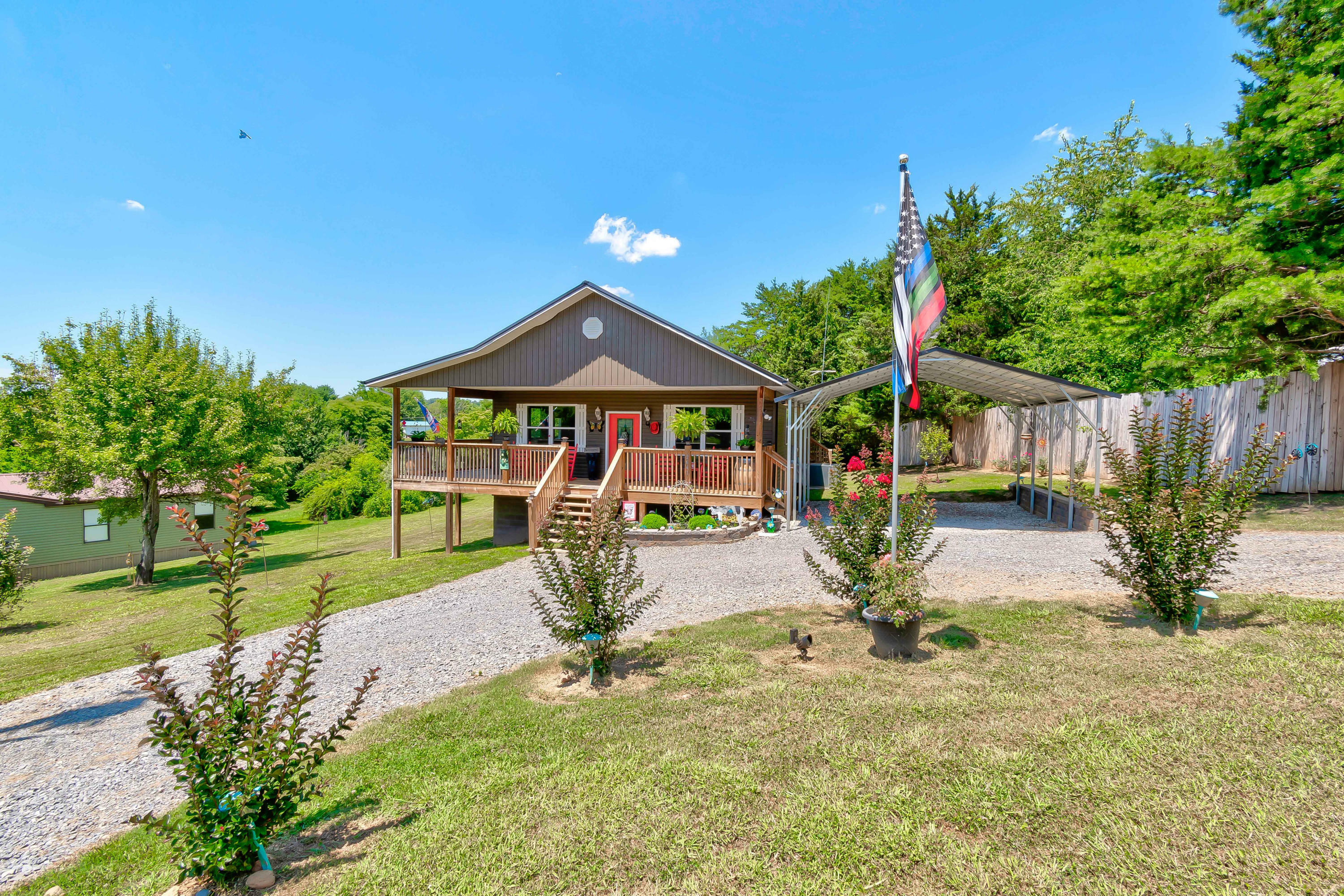 Property Photo:  2641 Mayner Ln  TN 37764 