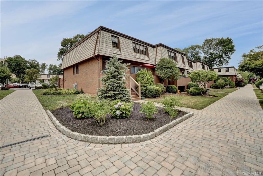 2 bed New City home for sale 35 Heritage Drive, New City, NY 10956