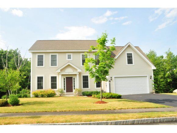 Property Photo: 31 Pondview Lane NH 03102