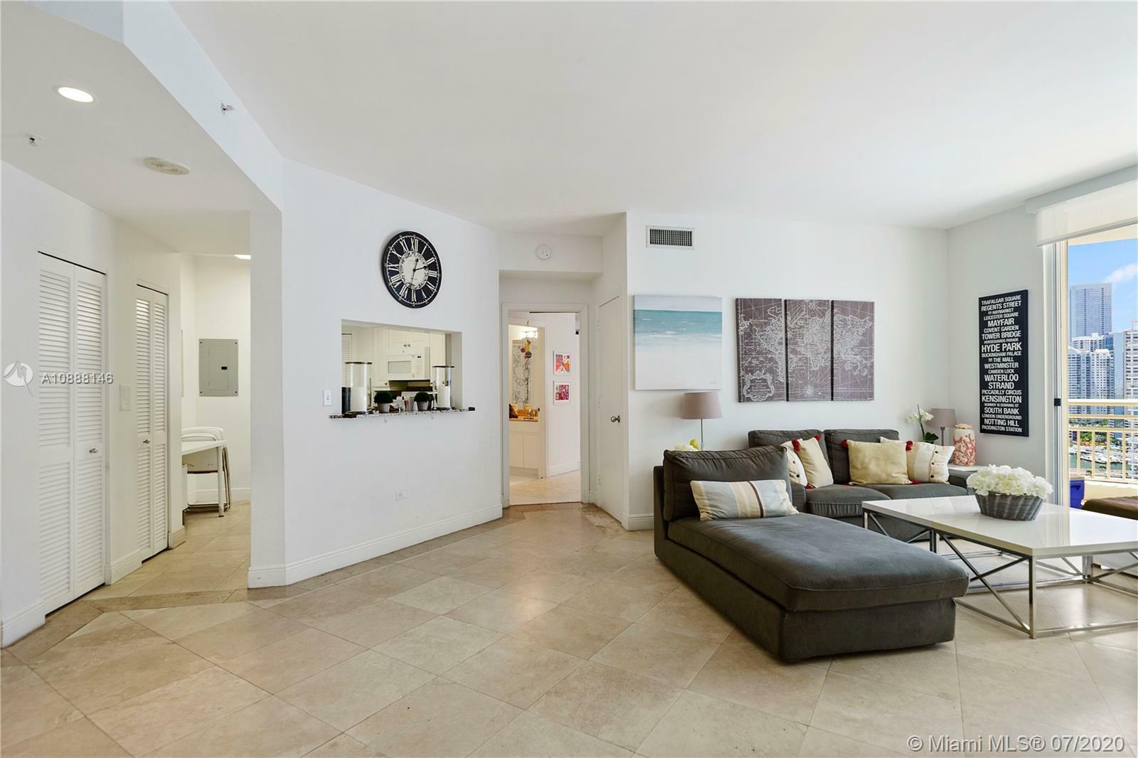 Property Photo:  888 Brickell Key Dr 2100  FL 33131 