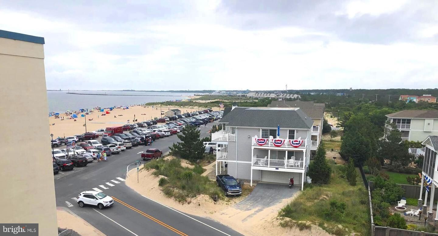 Property Photo:  100 Savannah Road E 5D  DE 19958 