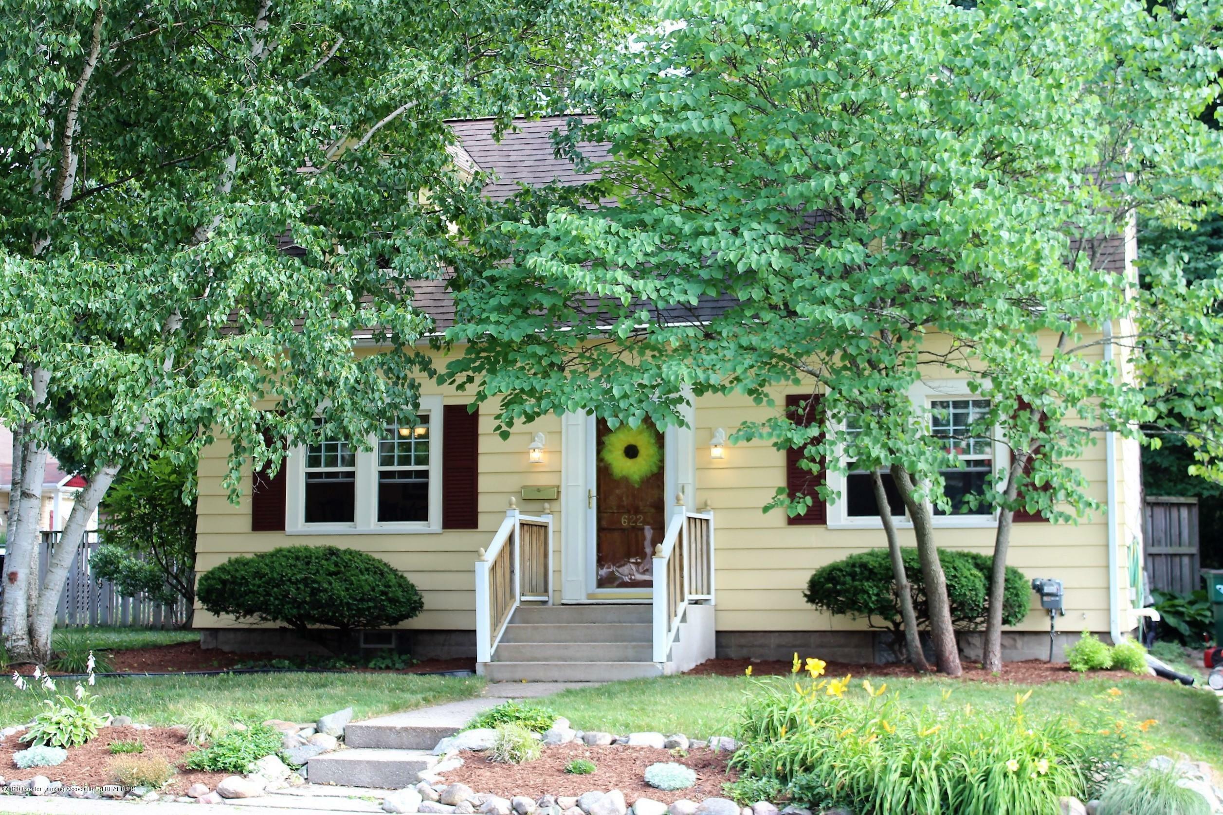 Property Photo:  622 Riley Street  MI 48910 