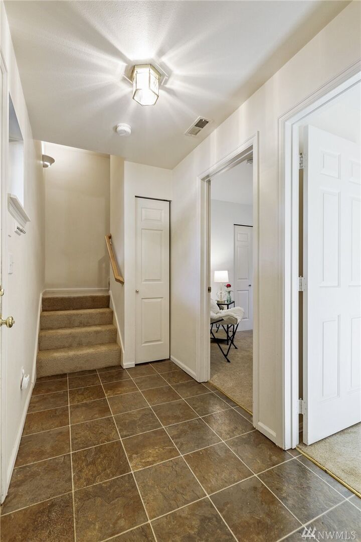 Property Photo: 1501 N 80th Street WA 98103