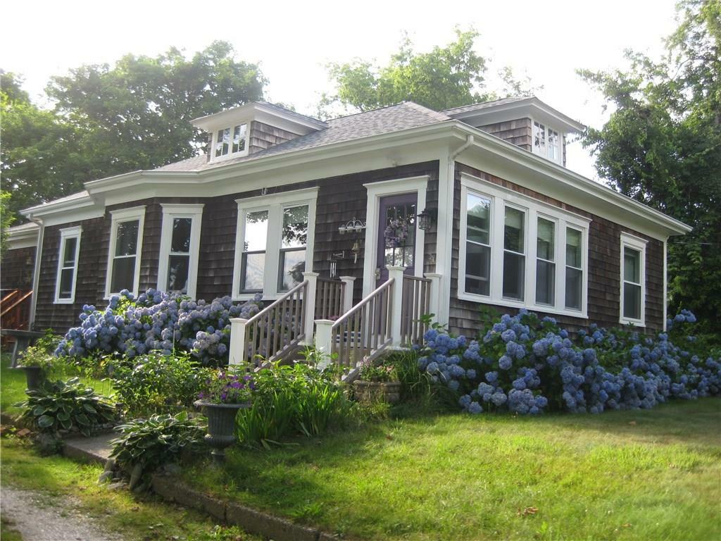 Property Photo:  739 Wapping Rd  RI 02871 