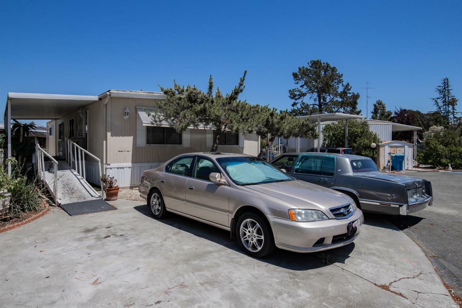 21 Menosse Court  Vallejo CA 94590 photo