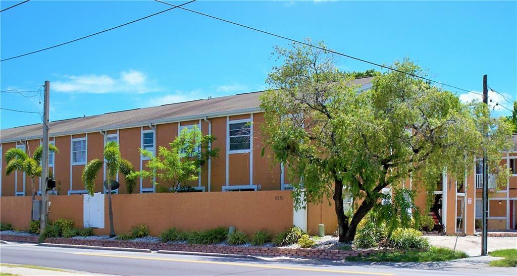 Property Photo:  5201 S Macdill Avenue 104  FL 33611 