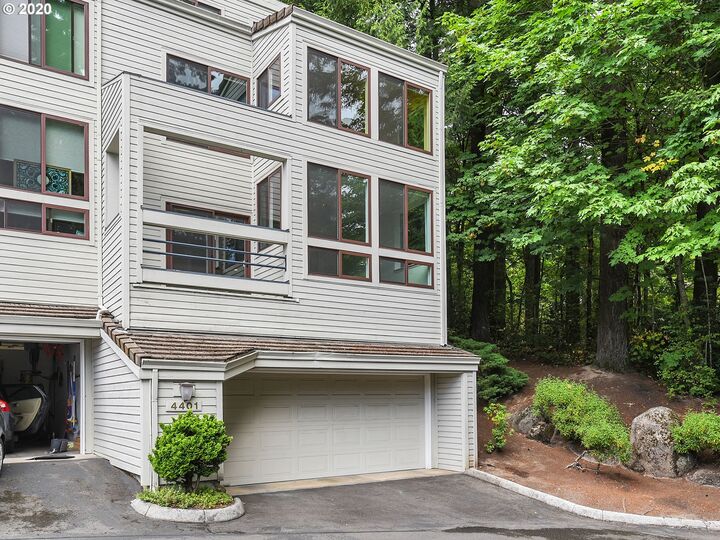 4401 Thunder Vista Lane Ln  Lake Oswego OR 97035 photo