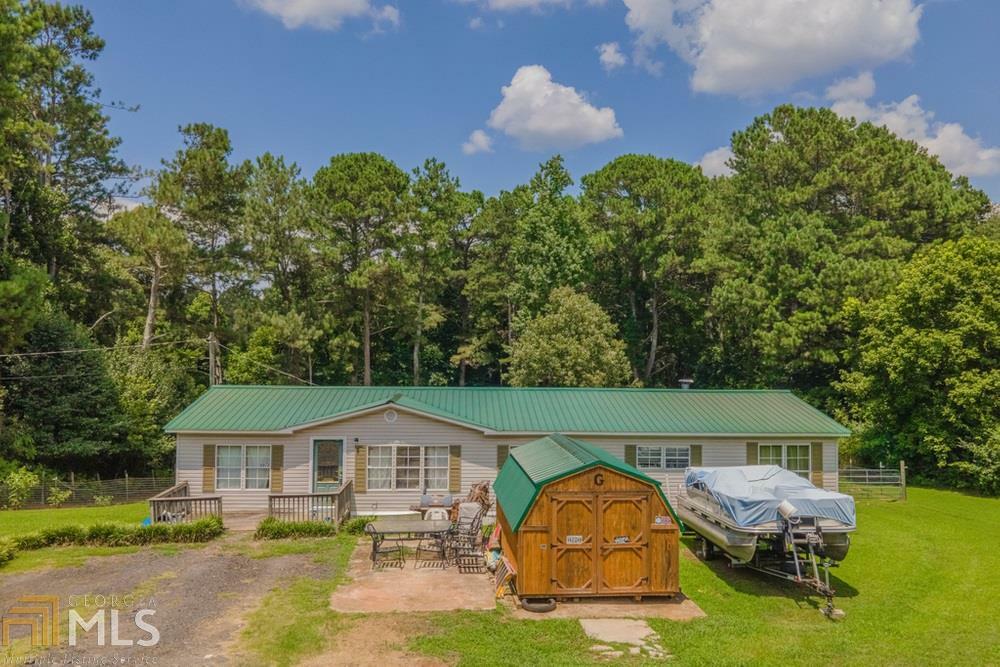 Property Photo:  5912 Karr Rd  GA 30040 